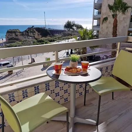 Apartment Modern Flat With Sea View And Direct Access *