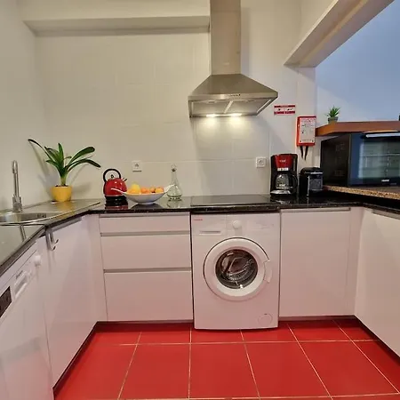 Apartment Modern Flat With Sea View And Direct Access Portimao