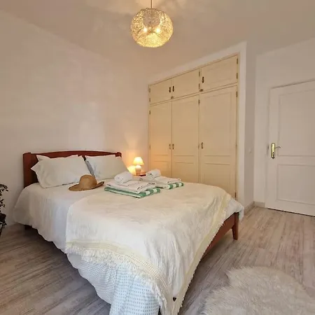 Modern Flat With Sea View And Direct Access * Portimao