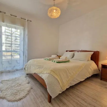 Modern Flat With Sea View And Direct Access * بورتيماو
