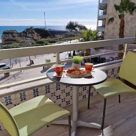 شقة Modern Flat With Sea View And Direct Access *