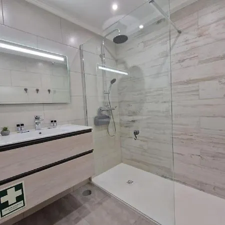 아파트 Modern Flat With Sea View And Direct Access 포티마오
