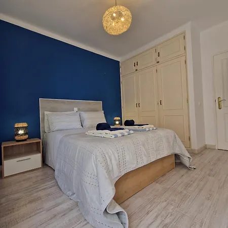 Modern Flat With Sea View And Direct Access 아파트