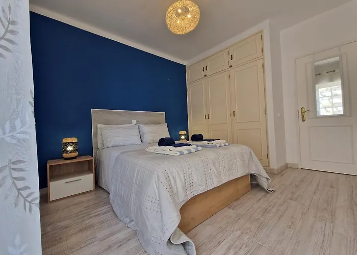 Modern Flat With Sea View And Direct Access Apartment