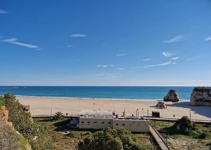 Modern Flat With Sea View And Direct Access Appartamento