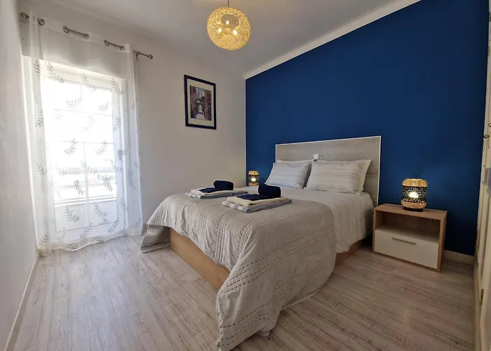 Modern Flat With Sea View And Direct Access Appartamento Portimão